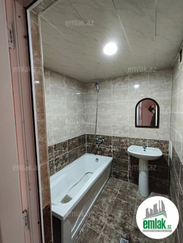 Satılır 3 otaqlı yeni tikili 100 m²