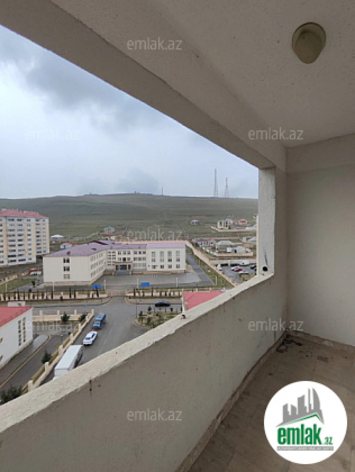 Satılır 3 otaqlı yeni tikili 100 m²