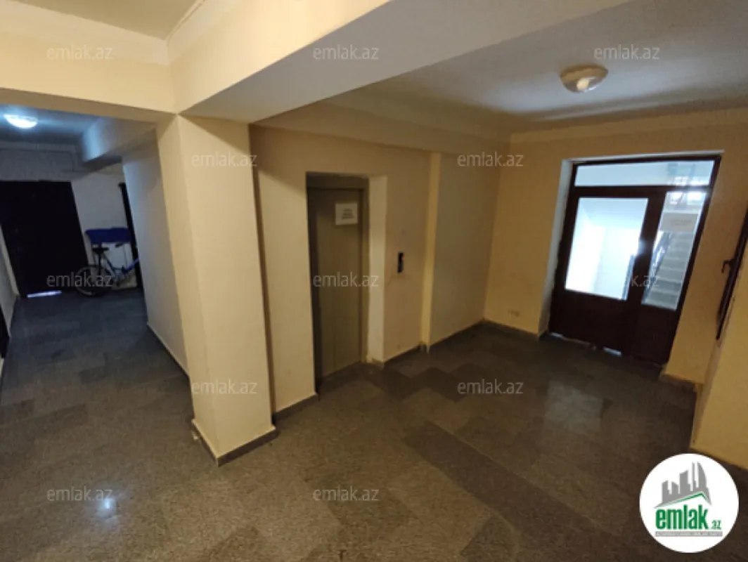 Satılır 3 otaqlı yeni tikili 100 m²