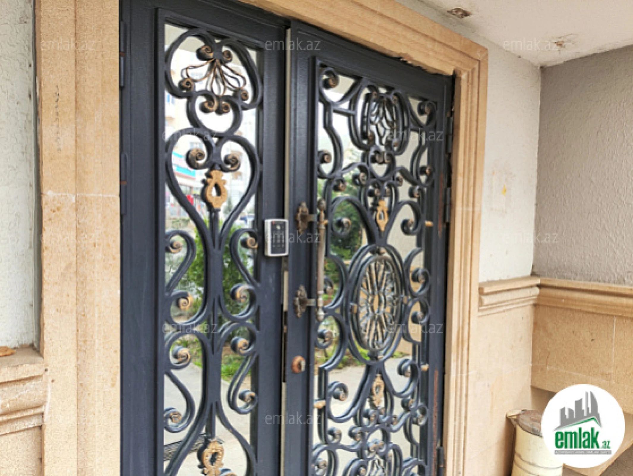 Satılır 3 otaqlı yeni tikili 100 m²