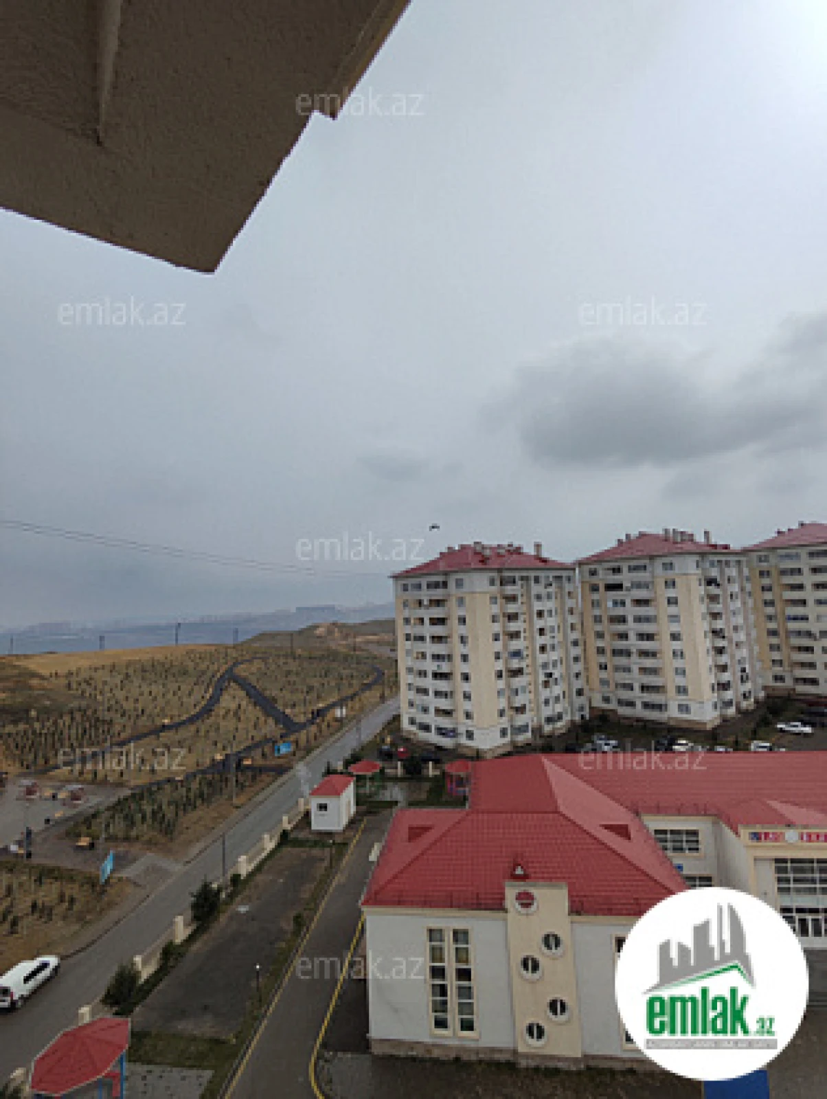 Satılır 3 otaqlı yeni tikili 100 m²