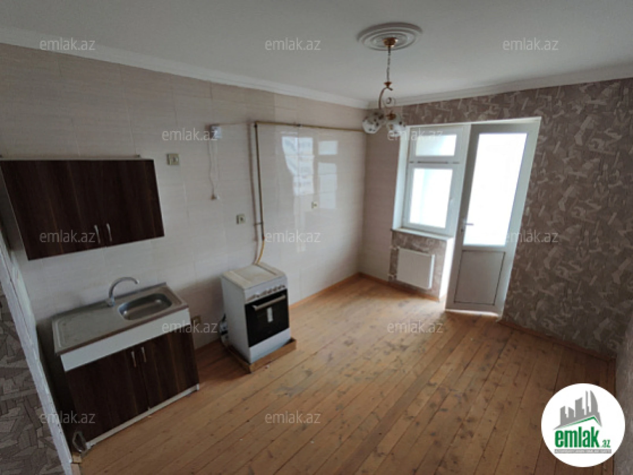 Satılır 3 otaqlı yeni tikili 100 m²