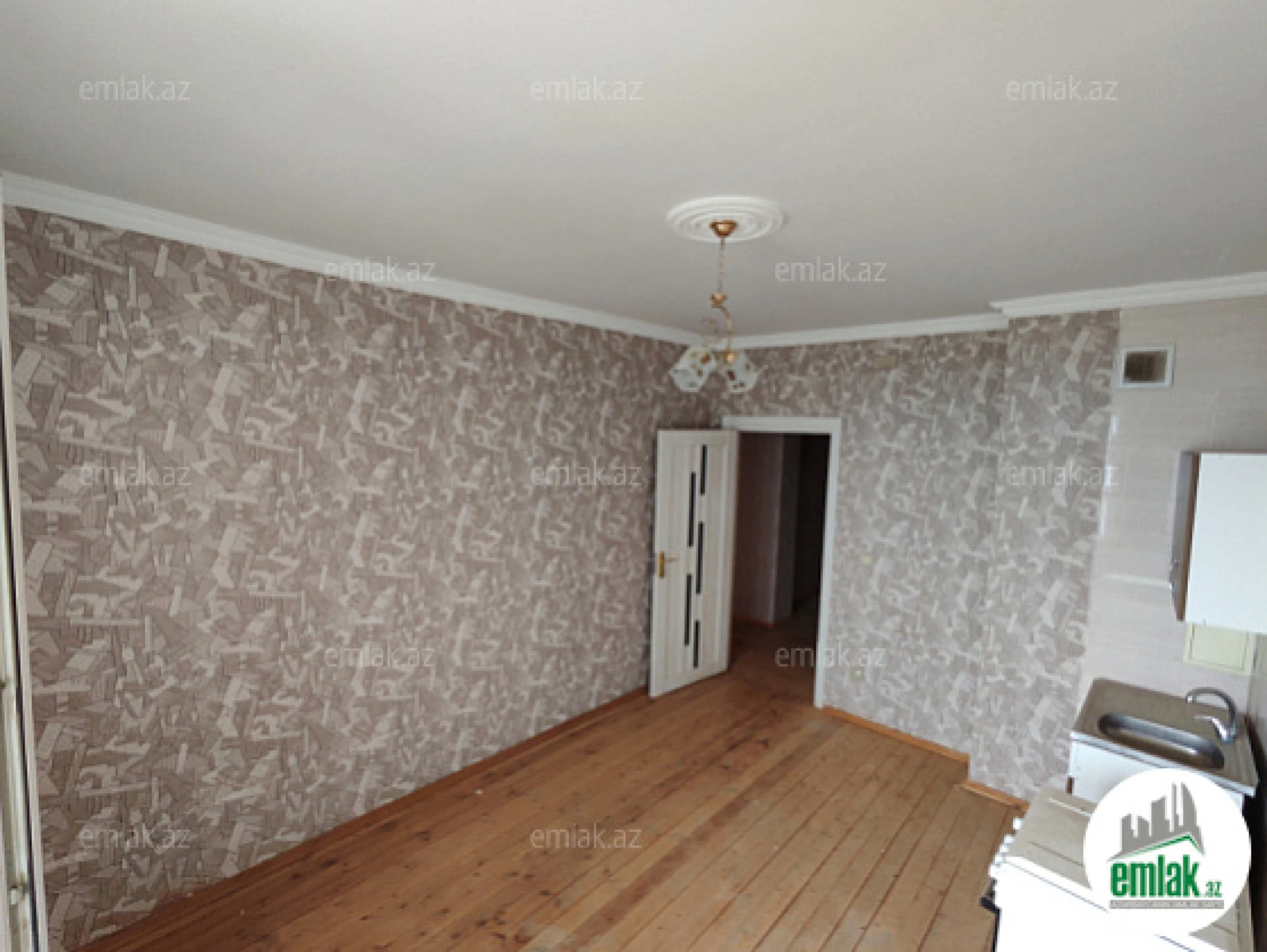 Satılır 3 otaqlı yeni tikili 100 m²