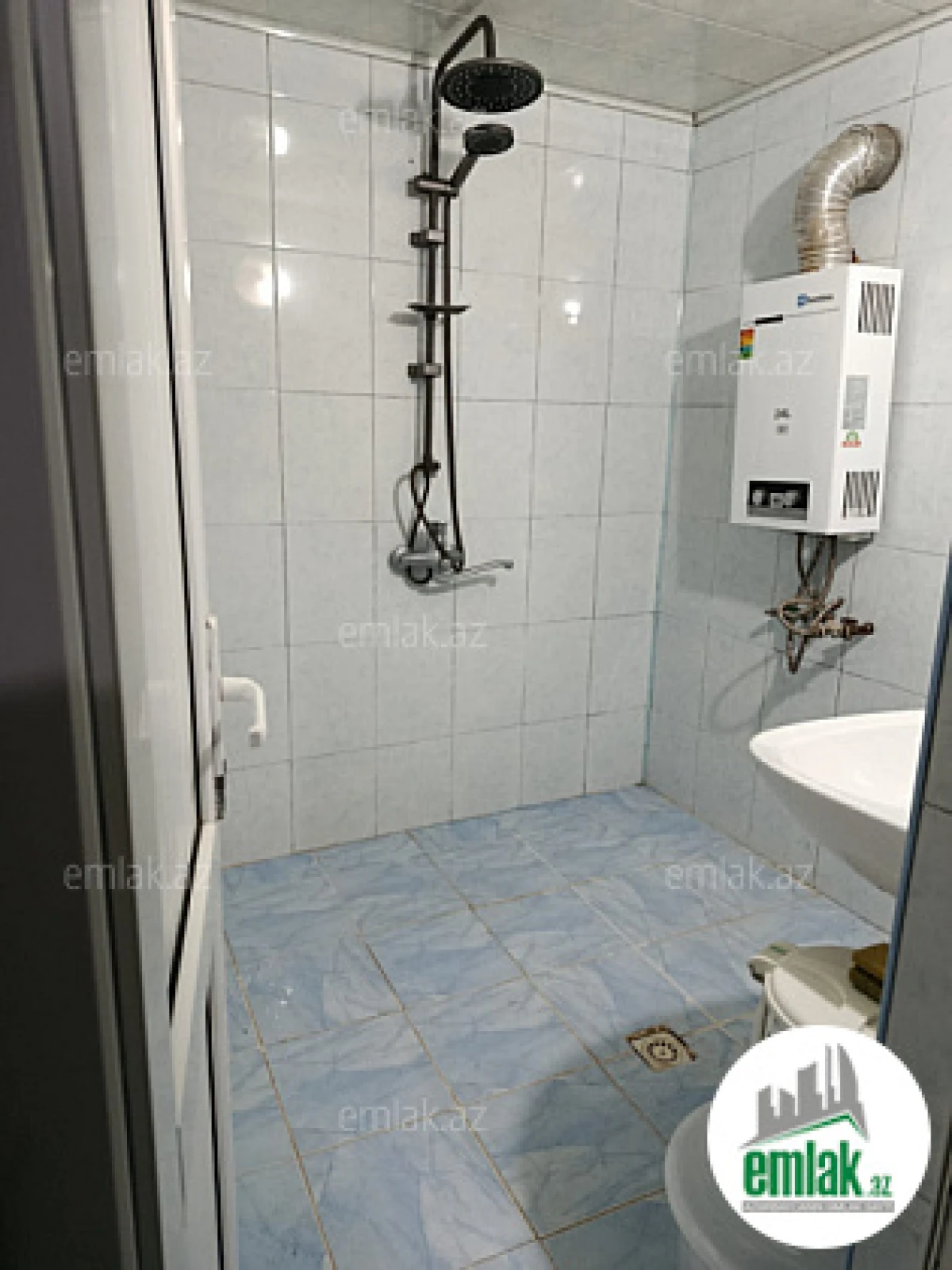 Satılır 2 otaqlı həyət evi 65 m²