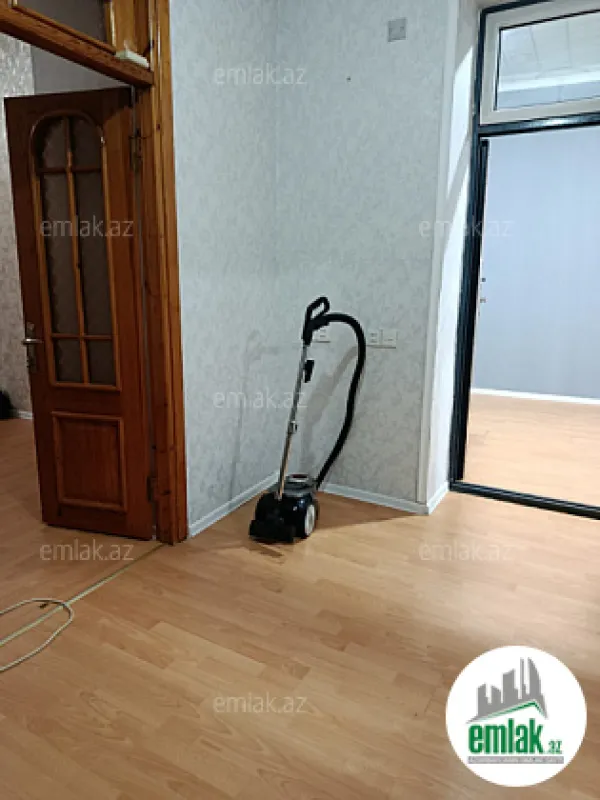 Satılır 2 otaqlı həyət evi 65 m²