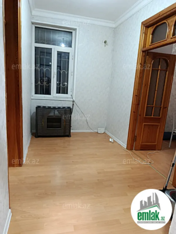 Satılır 2 otaqlı həyət evi 65 m²