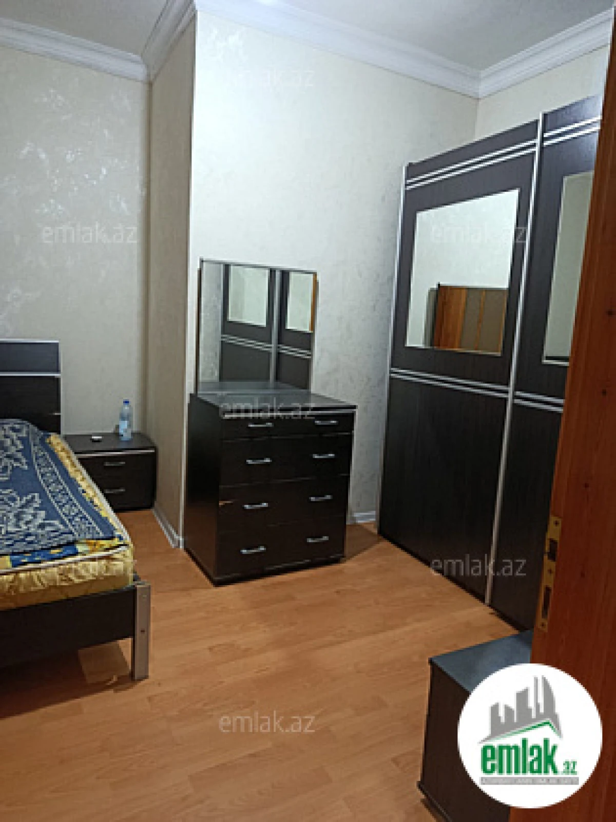 Satılır 2 otaqlı həyət evi 65 m²