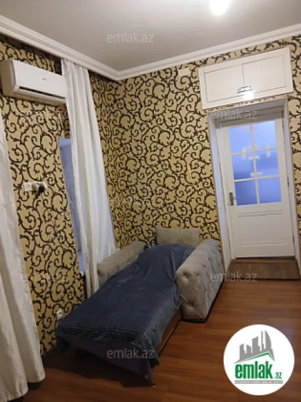 Satılır 1 otaqlı köhnə tikili 34 m²