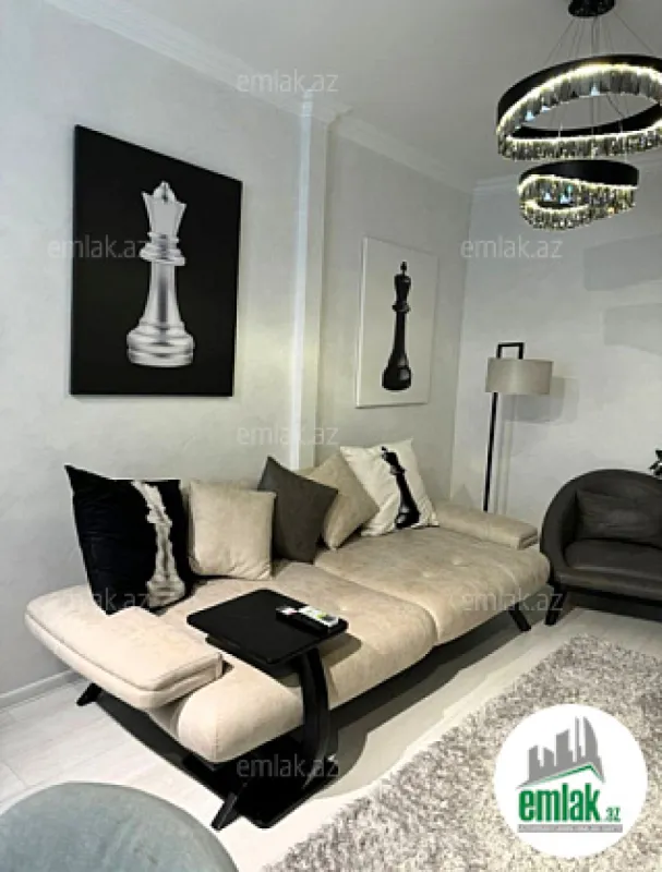 Satılır 3 otaqlı köhnə tikili 86 m²