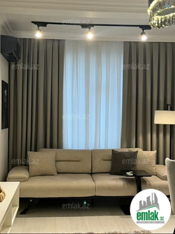 Satılır 3 otaqlı köhnə tikili 86 m²