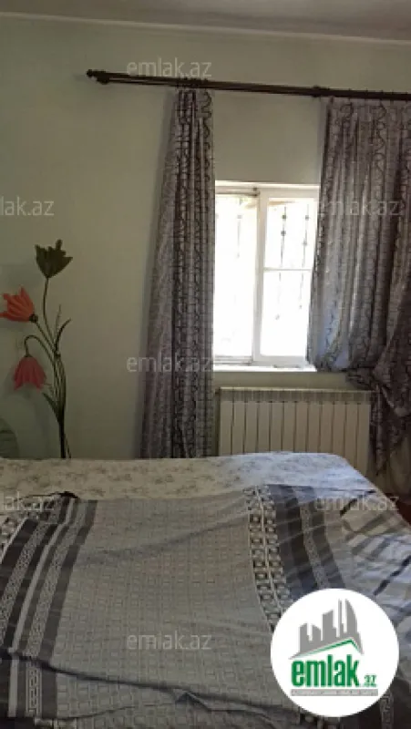 Satılır 5 otaqlı həyət evi 100 m²