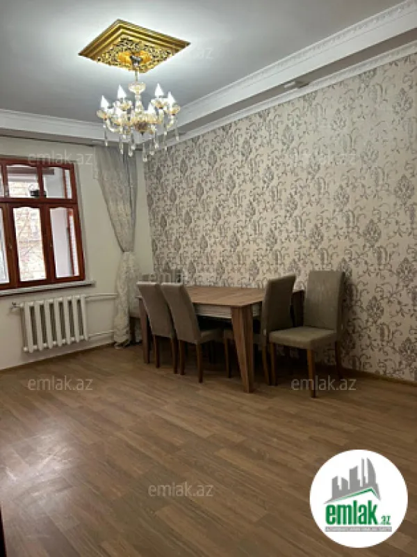 Satılır 2 otaqlı köhnə tikili 55 m²