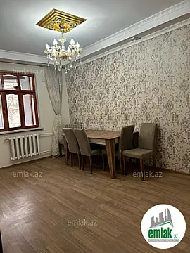 Satılır 2 otaqlı köhnə tikili 55 m²
