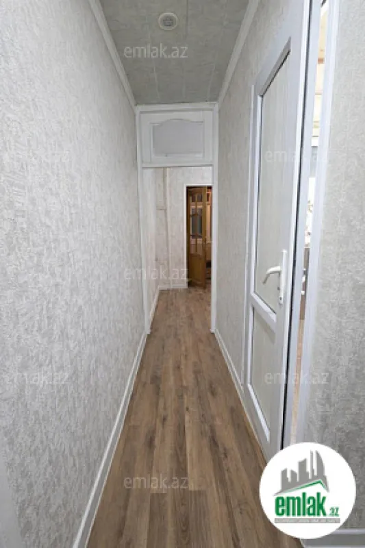Satılır 2 otaqlı köhnə tikili 60 m²