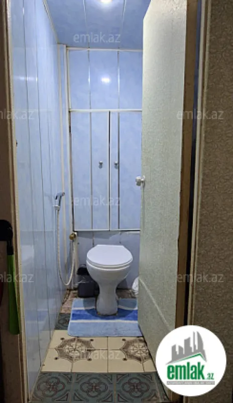 Satılır 2 otaqlı köhnə tikili 60 m²