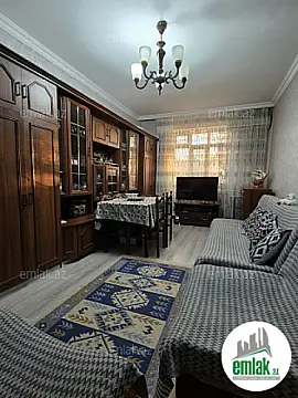Satılır 2 otaqlı köhnə tikili 60 m²