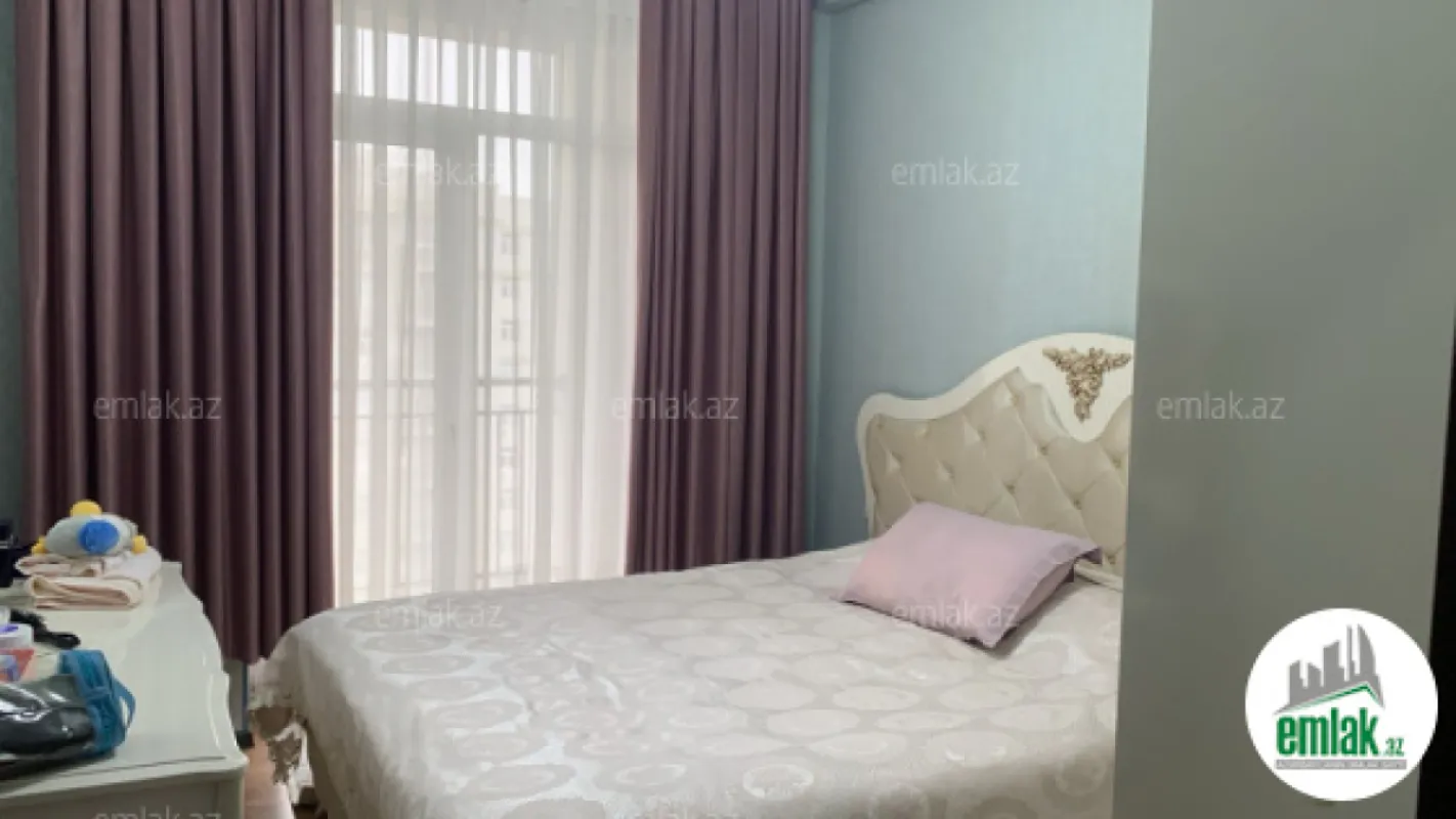 Satılır 4 otaqlı yeni tikili 120 m²