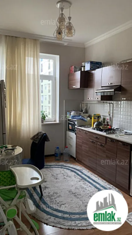 Satılır 4 otaqlı yeni tikili 120 m²