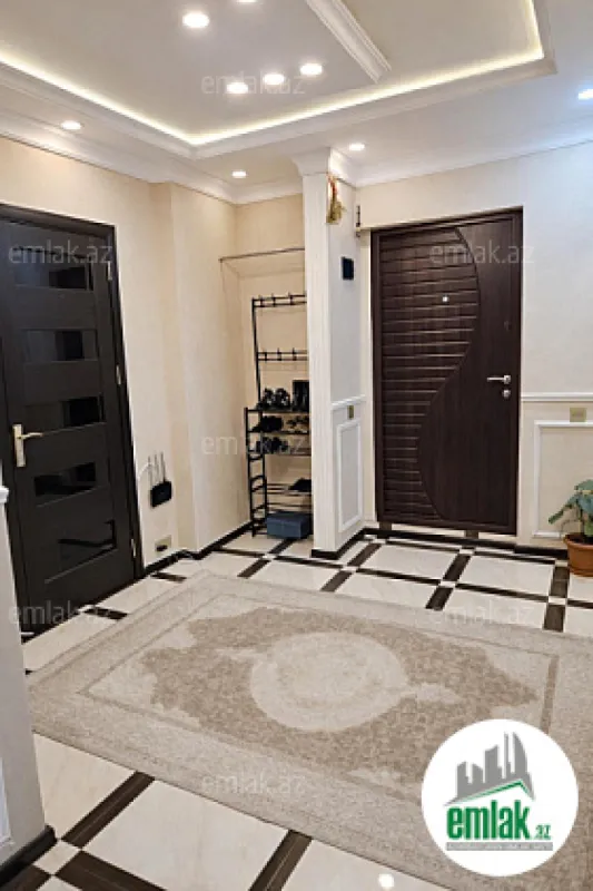 Satılır 3 otaqlı köhnə tikili 85 m²
