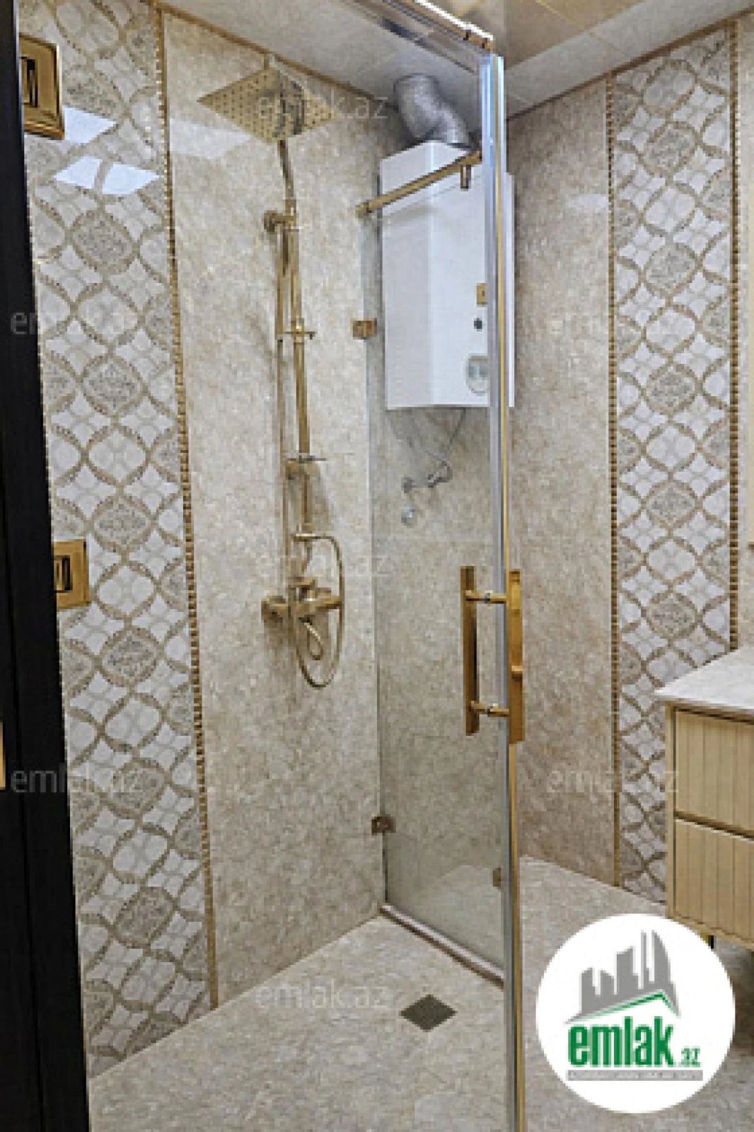 Satılır 3 otaqlı köhnə tikili 85 m²