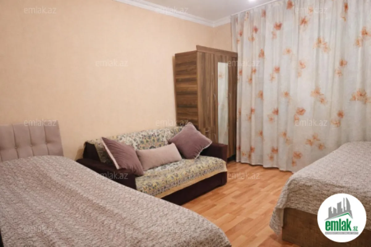 Satılır 3 otaqlı köhnə tikili 85 m²