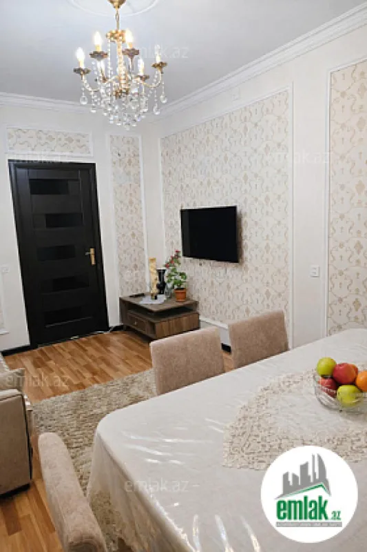 Satılır 3 otaqlı köhnə tikili 85 m²