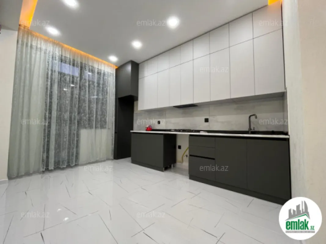Satılır 3 otaqlı yeni tikili 93 m²