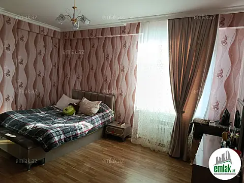 Satılır 3 otaqlı yeni tikili 100 m²