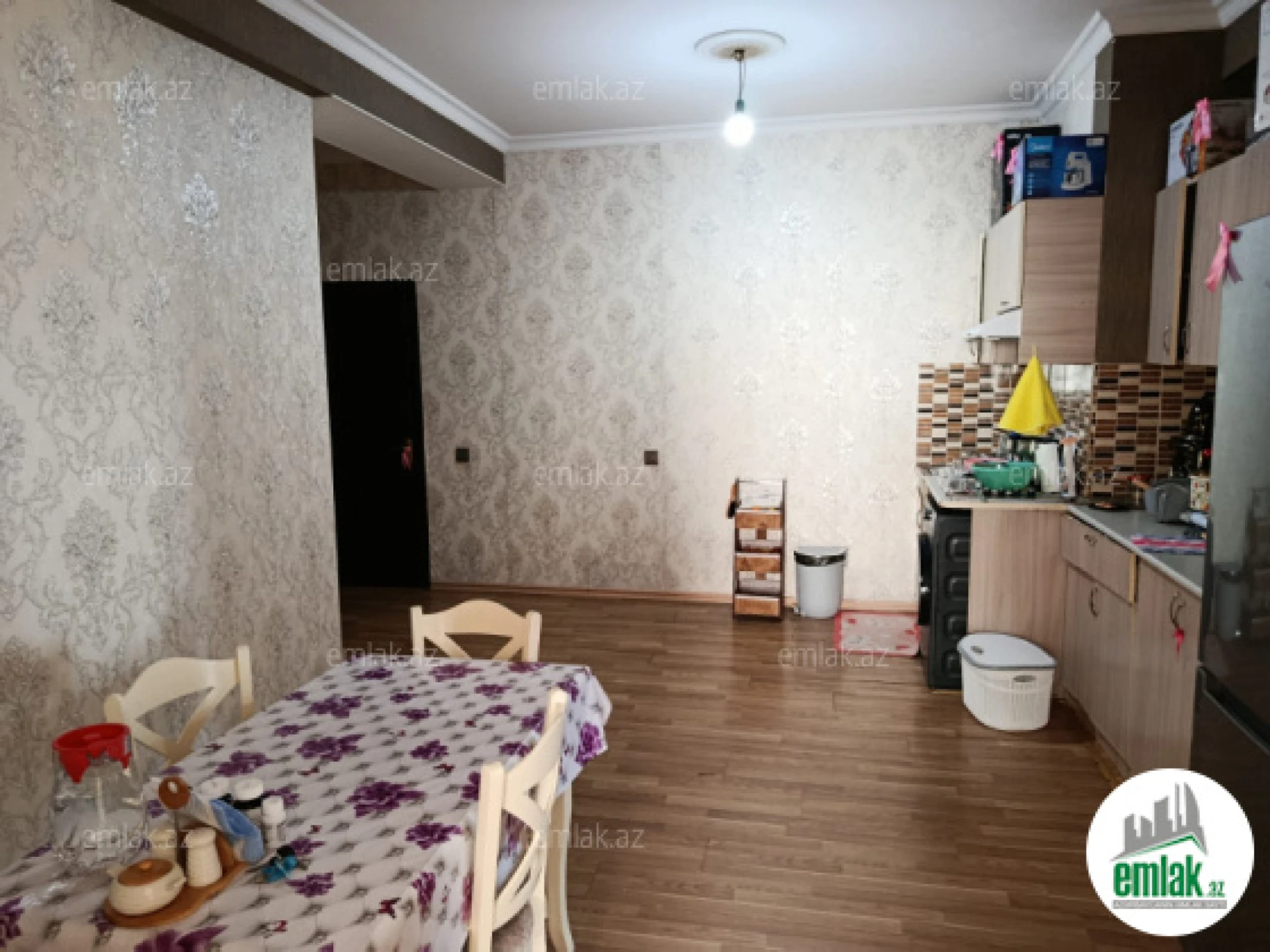 Satılır 3 otaqlı yeni tikili 100 m²