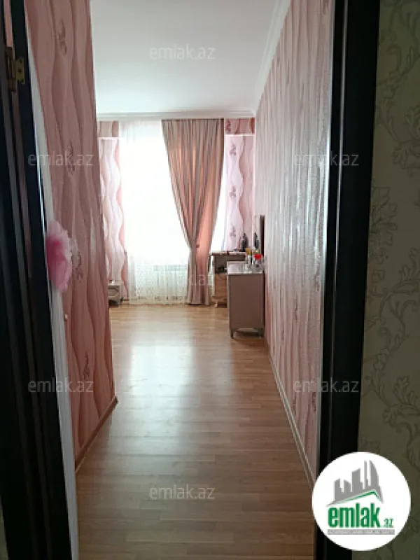 Satılır 3 otaqlı yeni tikili 100 m²