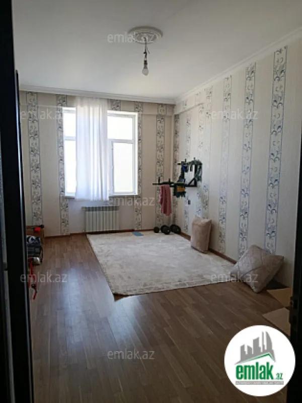 Satılır 3 otaqlı yeni tikili 100 m²