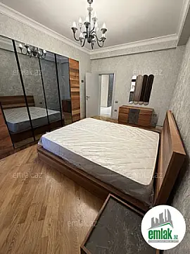 Satılır 3 otaqlı yeni tikili 90 m²