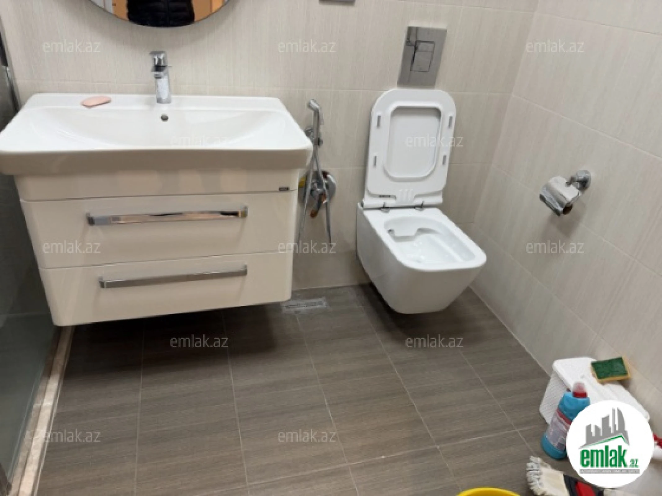 Satılır 3 otaqlı yeni tikili 90 m²