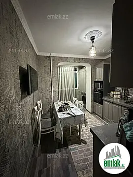 Satılır 3 otaqlı köhnə tikili 80 m²