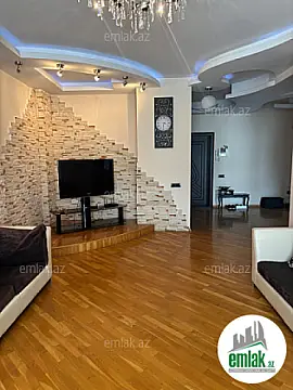Satılır 3 otaqlı yeni tikili 150 m²