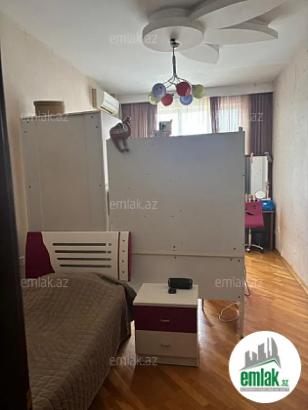 Satılır 3 otaqlı yeni tikili 150 m²