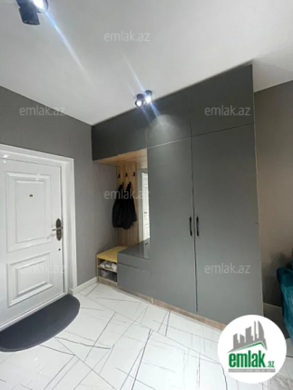 Satılır 3 otaqlı yeni tikili 131 m²
