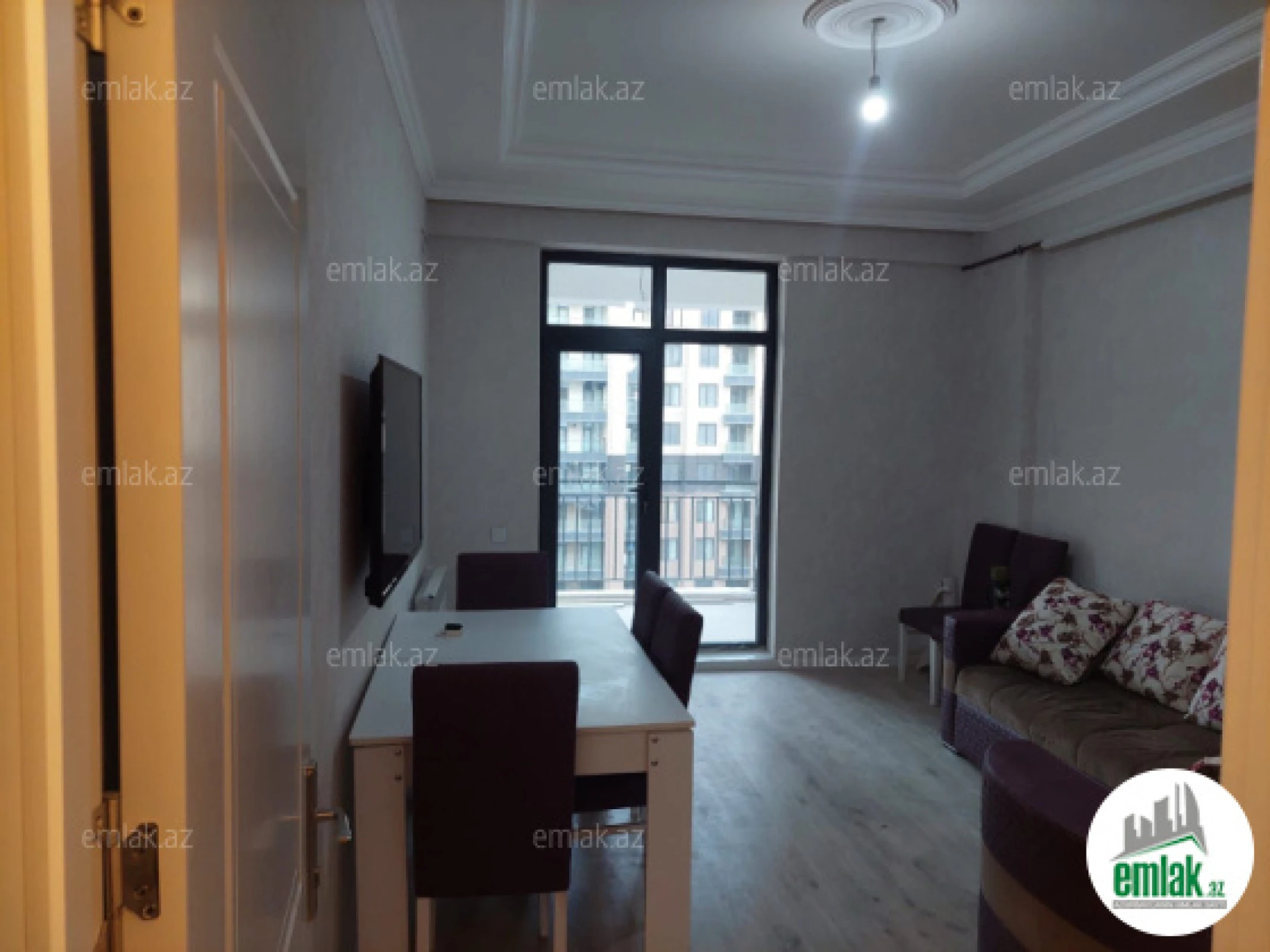 Satılır 2 otaqlı yeni tikili 66 m²