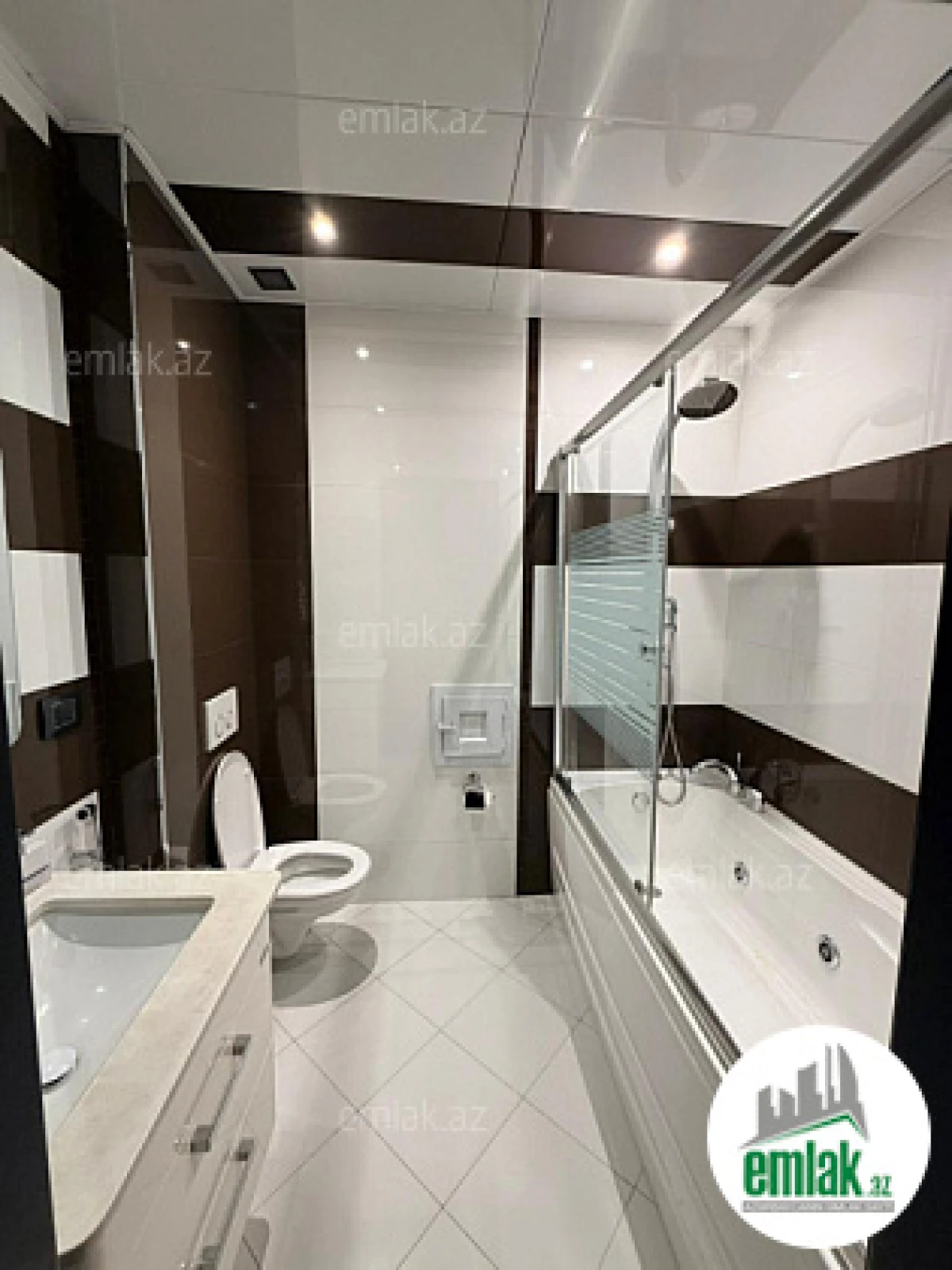 Satılır 4 otaqlı yeni tikili 147 m²