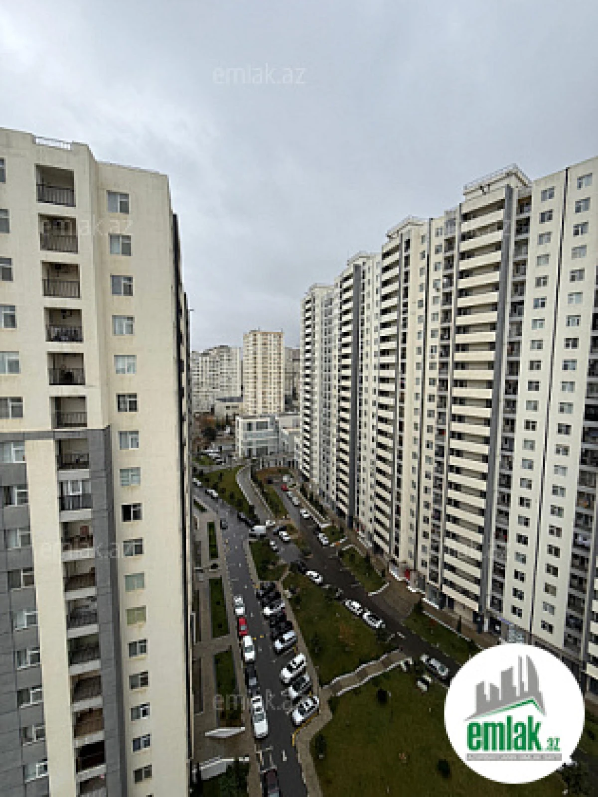 Satılır 3 otaqlı yeni tikili 128 m²