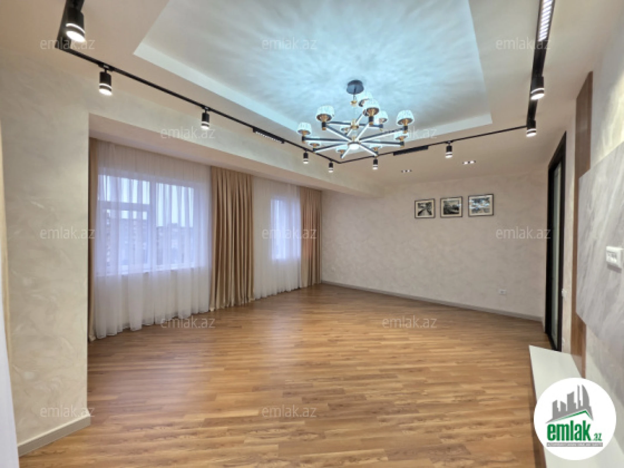 Satılır 3 otaqlı yeni tikili 128 m²