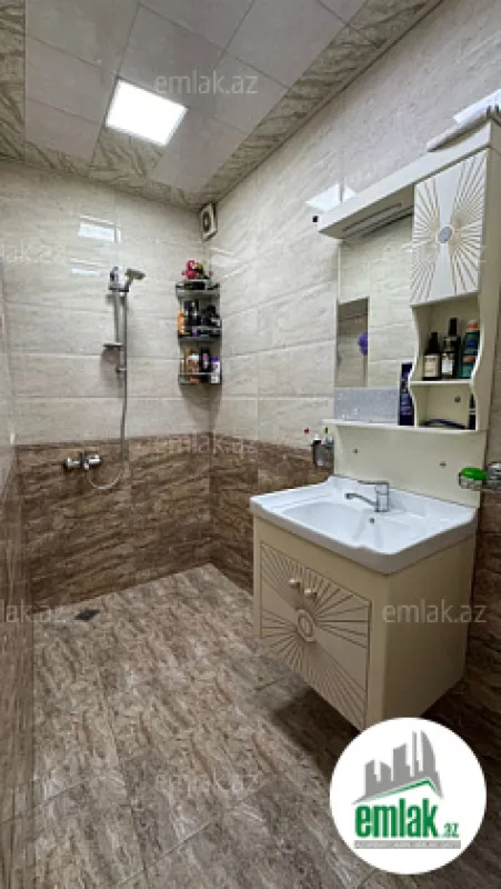 Satılır 3 otaqlı köhnə tikili 65 m²