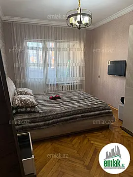 Satılır 3 otaqlı köhnə tikili 85 m²
