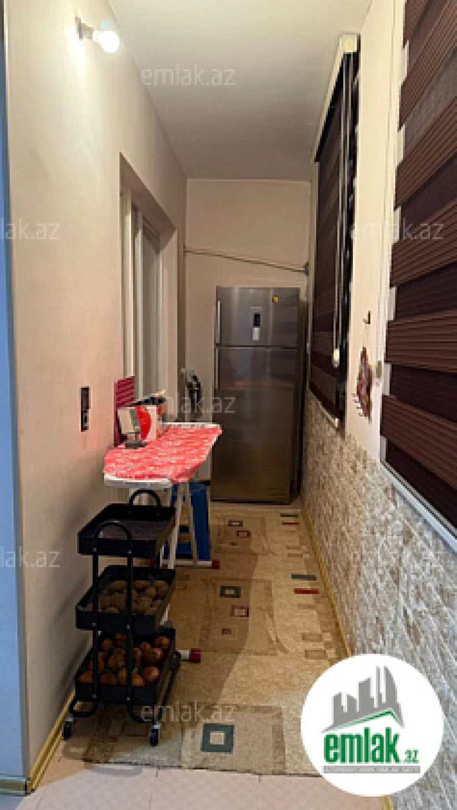 Satılır 3 otaqlı köhnə tikili 85 m²