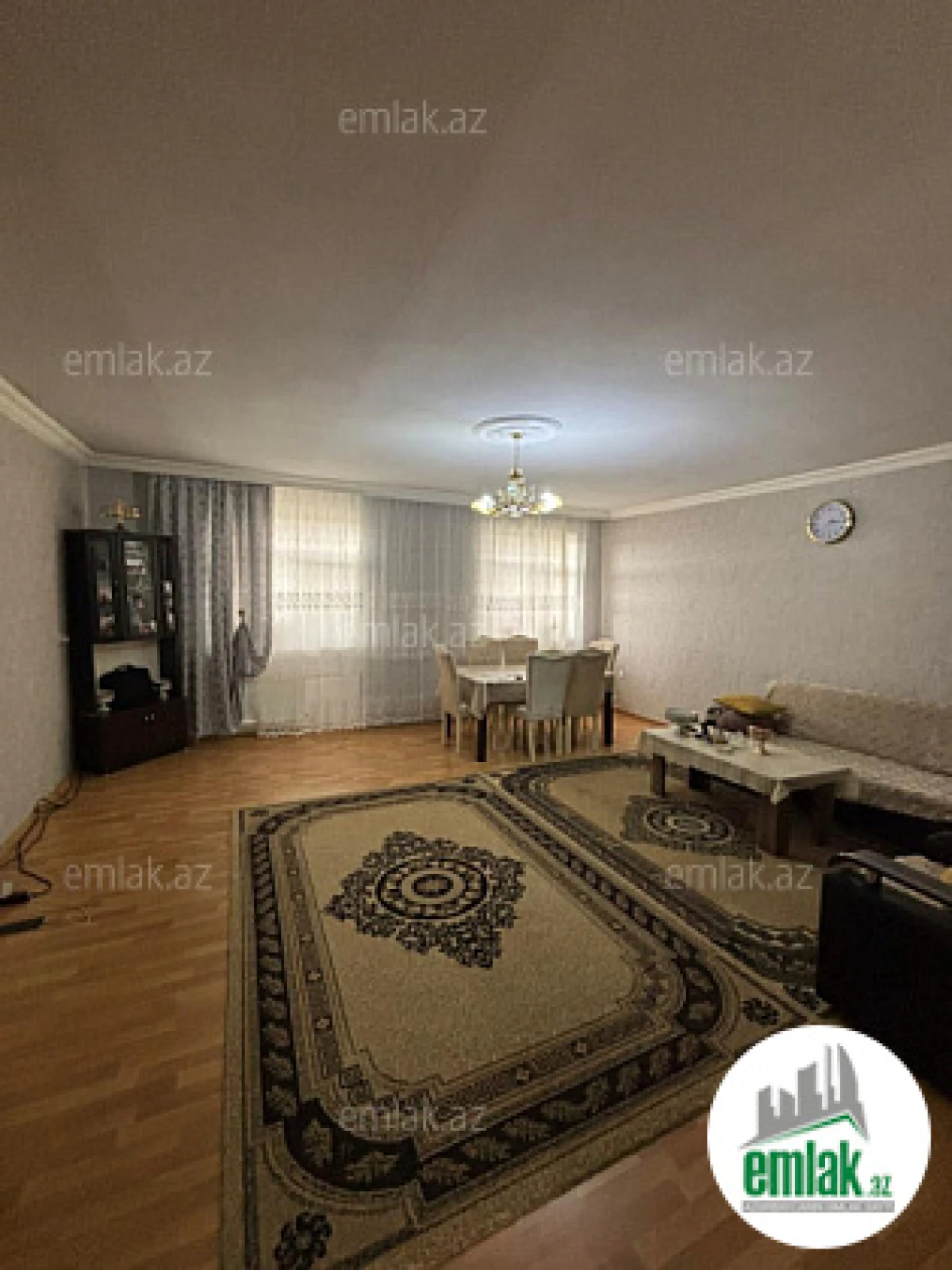 Satılır 3 otaqlı köhnə tikili 70 m²