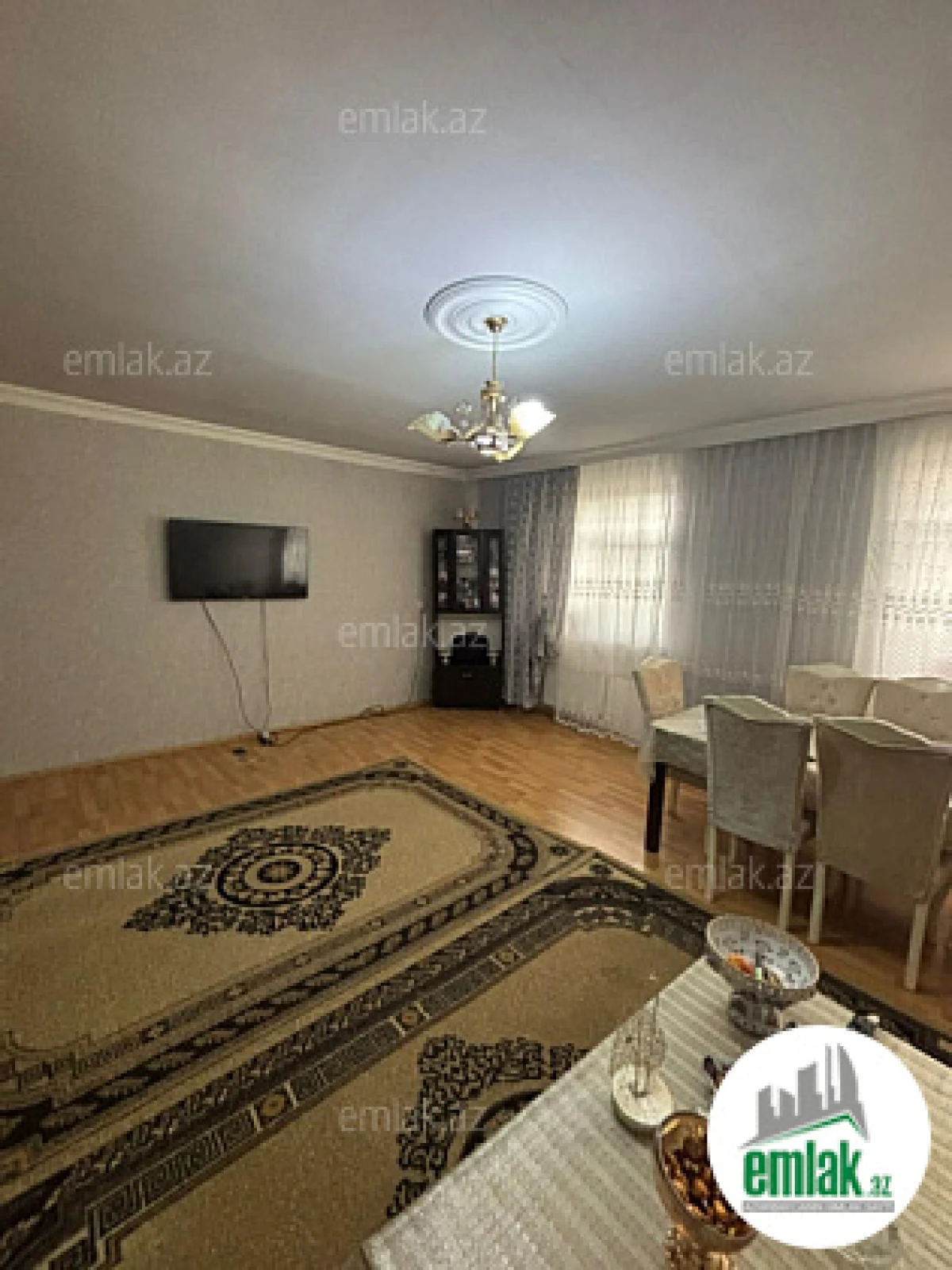 Satılır 3 otaqlı köhnə tikili 70 m²