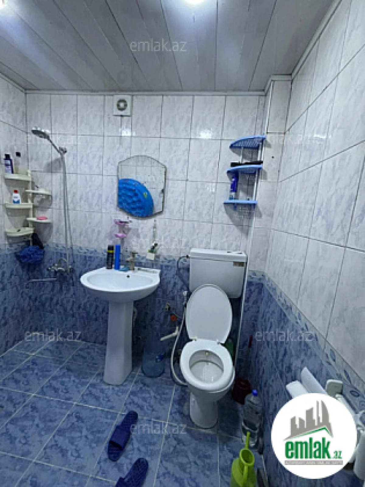 Satılır 3 otaqlı köhnə tikili 70 m²