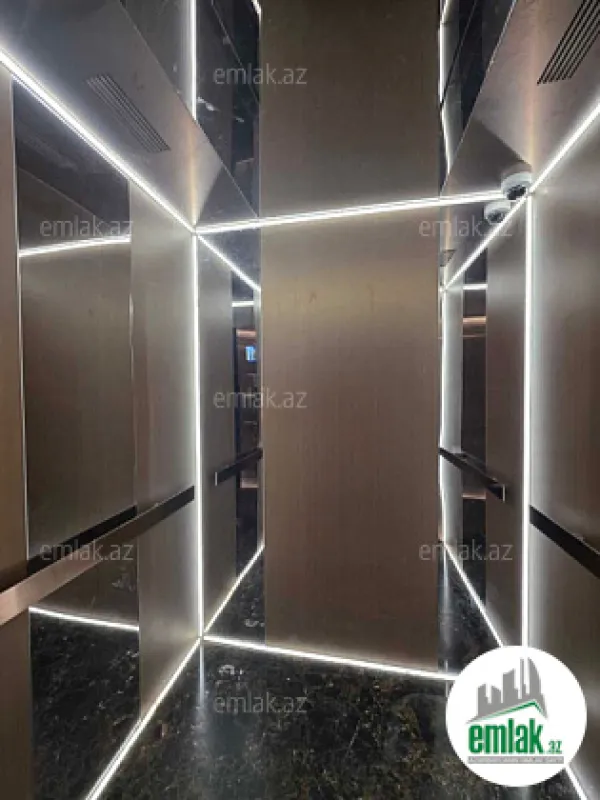 Satılır 3 otaqlı yeni tikili 134 m²
