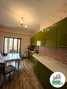 Satılır 2 otaqlı yeni tikili 98 m²