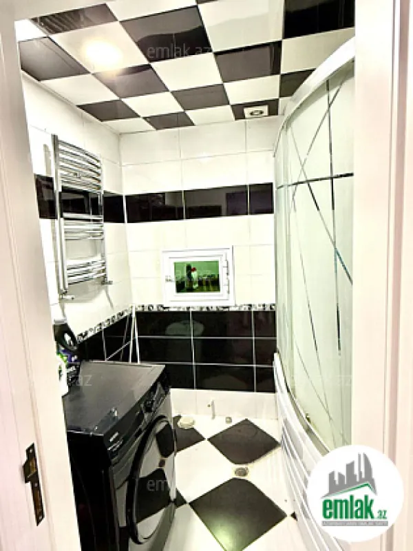 Satılır 4 otaqlı yeni tikili 130 m²